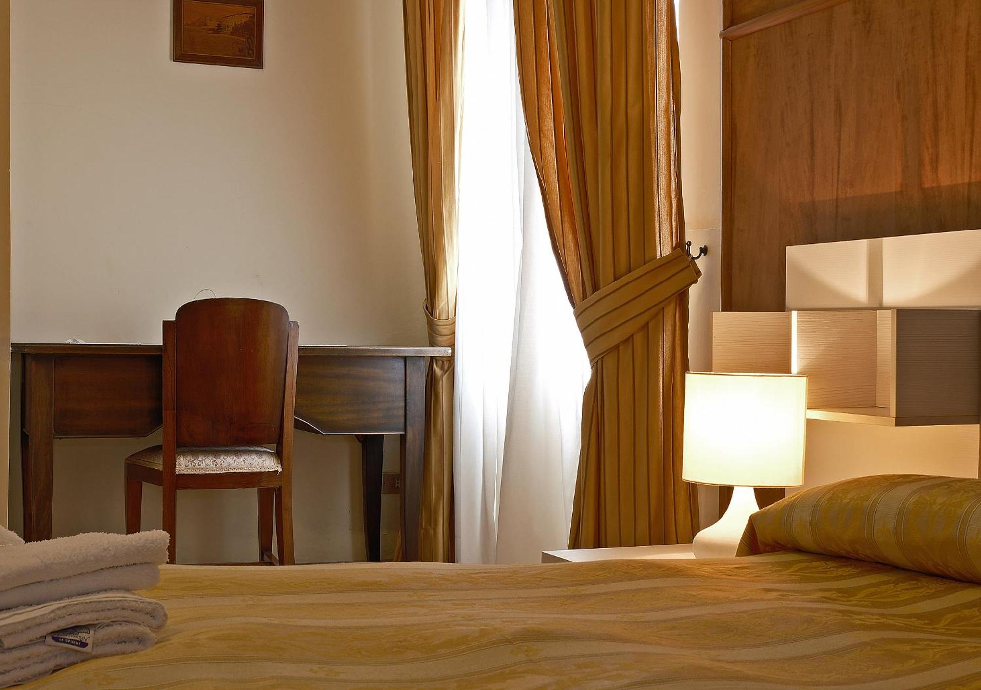 Conte Spencer Bed & Breakfast Caserta Vecchia Luaran gambar