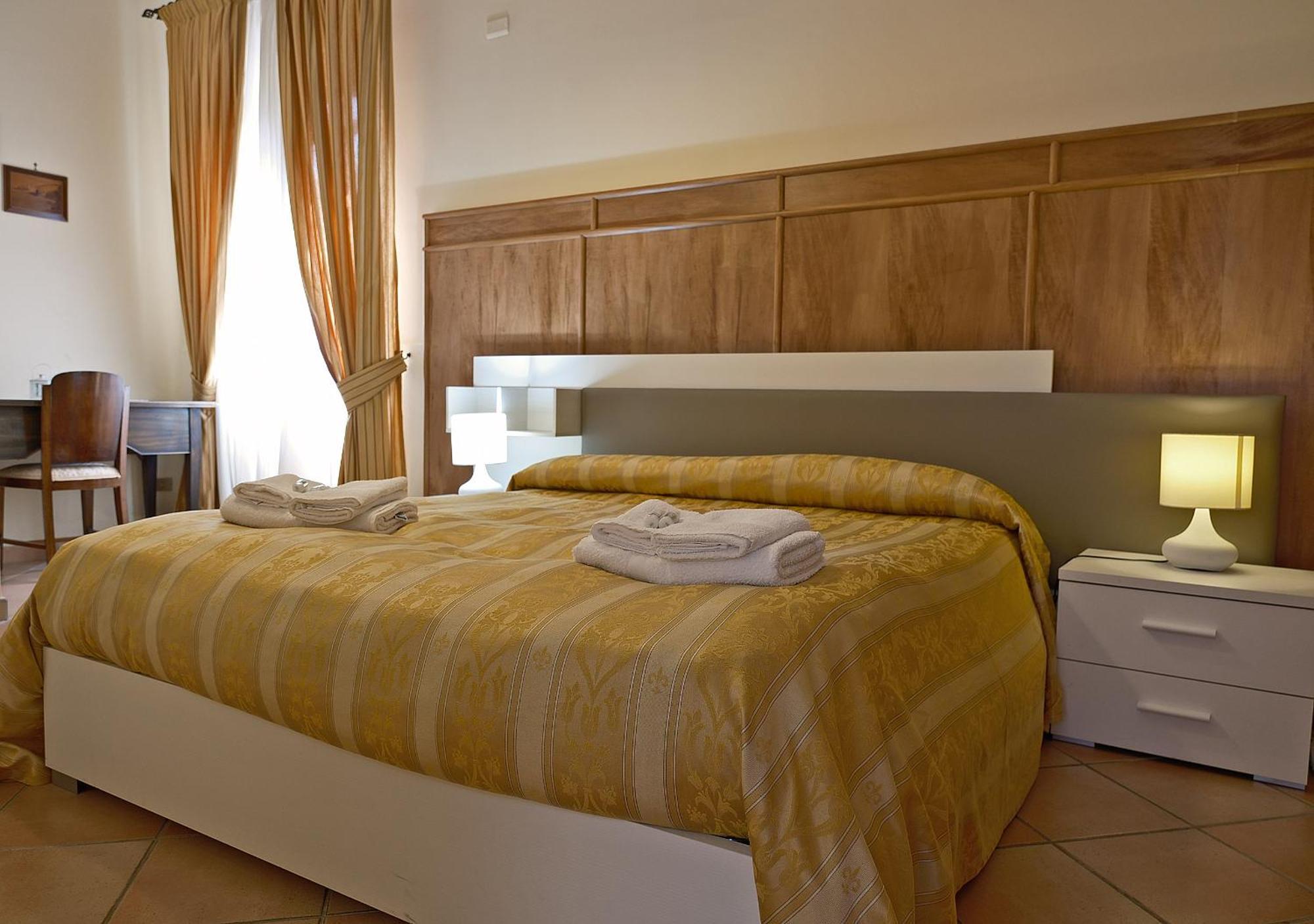 Conte Spencer Bed & Breakfast Caserta Vecchia Luaran gambar